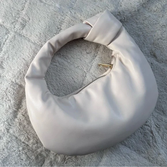 Melie Bianco | Alexandra cream vegan Top Handle Bag - Picture 4 of 11